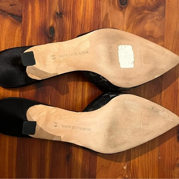 Vintage Manolo Blahnik Black Lace Kitten Heels - Picture 6 of 12